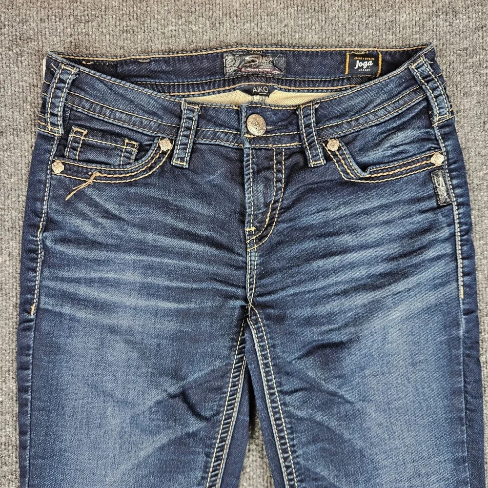 Silver Aiko Mid Slim Boot Joga Jeans Women's 30 Dark Wash Denim Stretch